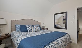 330 War Emblem Dr, Boiling Springs, SC 29316