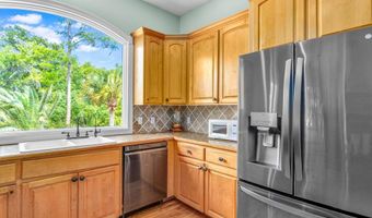 162 Pogy Rd, Apalachicola, FL 32320