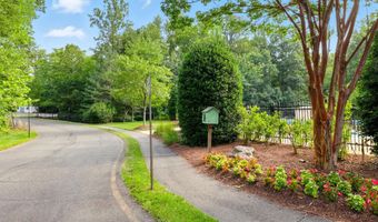 24198 HEATHER FIELD Ct, Aldie, VA 20105