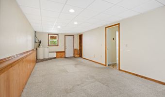 34 Fairlawn St, Bristol, CT 06010
