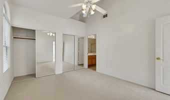 700 CARNEGIE St 2122, Henderson, NV 89052