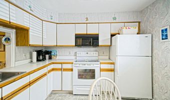 830 WESTWOOD Ave C, Bethany Beach, DE 19930