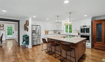 6600 Dye Rd, Akron, NY 14001