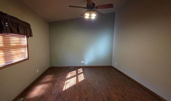 913 34th St, Cody, WY 82414