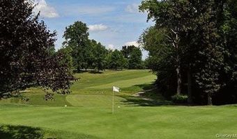 253 Garth Rd Unit 1T, Scarsdale, NY 10583