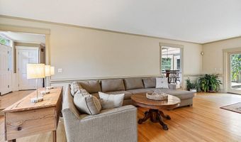 114 Loon Call Dr, Belgrade, ME 04917