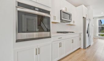 614 GLEN LAKE Dr, Bowie, MD 20716