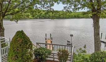 236 Indian Trl, Narragansett, RI 02874