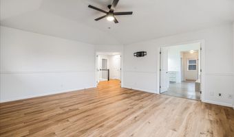 20870 YOSEMITE St NE, Aurora, OR 97002