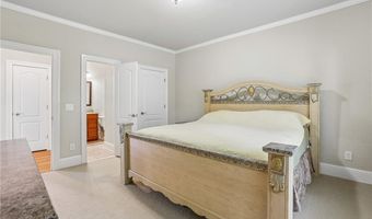 12516 Darvish Ln, Alpharetta, GA 30005