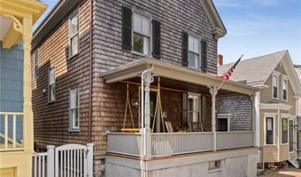 21 John St, Newport, RI 02840