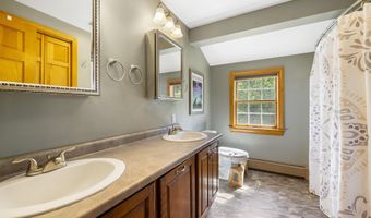 192 Cates Hill Rd, Berlin, NH 03570