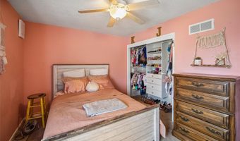 520 22nd Ave SW, Altoona, IA 50009