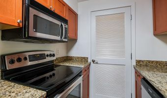 1501 27TH St SE 104, Washington, DC 20020
