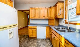 17 SW 9th Ave, Aberdeen, SD 57401