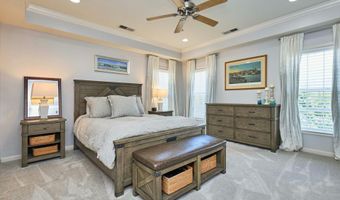 25066 CROXLEY GREEN Sq, Aldie, VA 20105