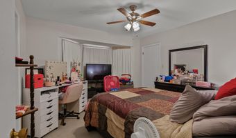 2051 S Brightside View Dr #B, Baton Rouge, LA 70820
