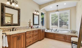 15718 Creek Hills Rd, El Cajon, CA 92021