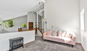 20333 S SWEETWOOD Ln, Oregon City, OR 97045