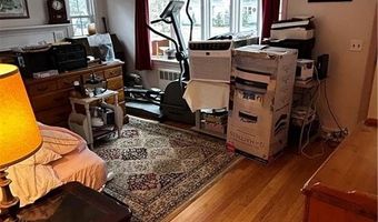 38 Houghton St, Barrington, RI 02806