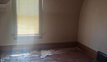 1122 S Washington St, Aberdeen, SD 57401