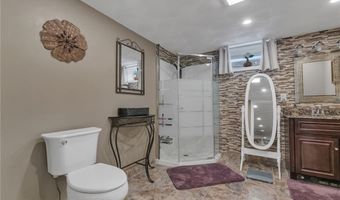 10 Mecca St, North Providence, RI 02904