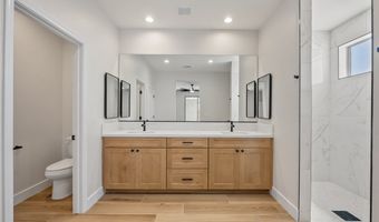 3244 Sidewheel Dr, Bullhead City, AZ 86429