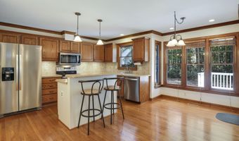 1012 New Dover Rd, Apex, NC 27502