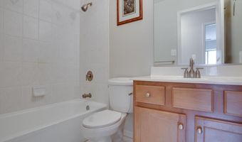 304- F HILLTOP Ln, Annapolis, MD 21403