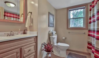 15117 Yakima St NW, Anoka, MN 55303