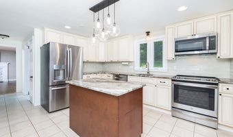 47 Paper Chase Trl, Avon, CT 06001