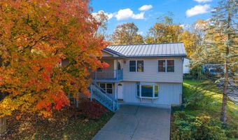 512 E South St, Albion, IN 46701