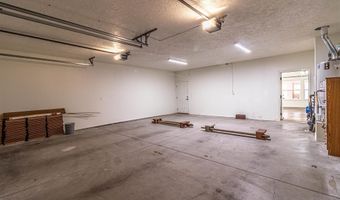1043 Valley View Dr, Bloomfield, NM 87413