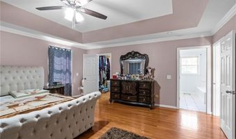 38 Steeple Ln, Lincoln, RI 02865