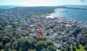 24 Anthony St, Newport, RI 02840