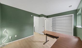 300 Briarcrest Dr 140, Ann Arbor, MI 48104