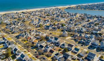 321 16th Ave, Belmar, NJ 07719