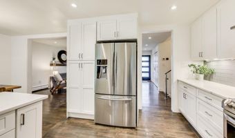 4422 NEPTUNE Dr, Alexandria, VA 22309