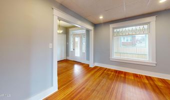 2216 4th St, Altoona, PA 16601