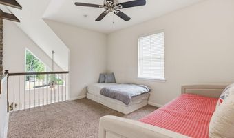 15 Bishop Cir, Albrightsville, PA 18210