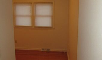 34 B Commodore St, Albany, NY 12205