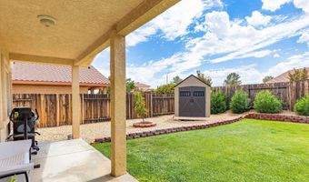 20805 W Lake Dr, California City, CA 93505