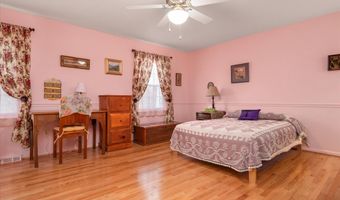 1260 MASTERS Dr, Arnold, MD 21012