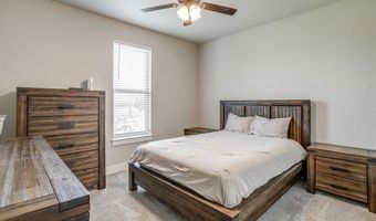 110 War Wagon Cir, Millsap, TX 76066