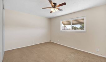 15530 Dakota Rd, Apple Valley, CA 92307