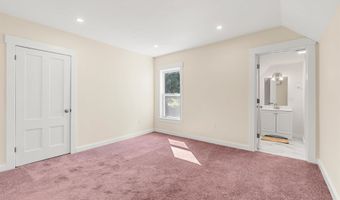 5 Bartlett St, Allenstown, NH 03275