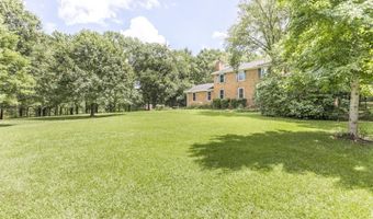 1404 Beaver Oaks Dr, Macon, GA 31220