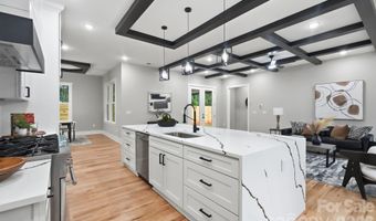 1106 Brookhurst Dr, Charlotte, NC 28205