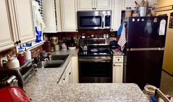 106 Burnshaw Ln, Albrightsville, PA 18210