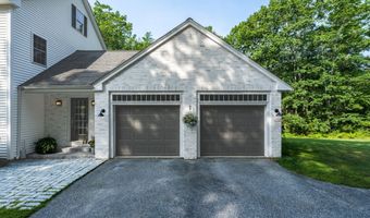 20 Babbidge Rd, Falmouth, ME 04105